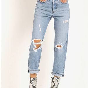 Levi Wedgie Destroyed Jean, 25. EUC.
